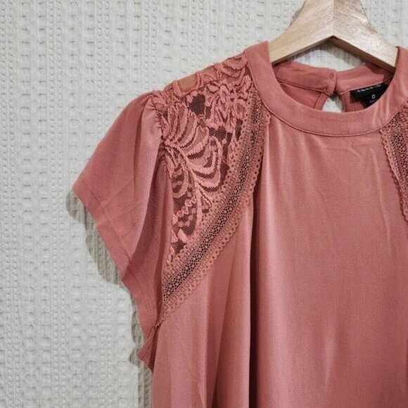 Torrid Plus Size Peach Studio Crepe Jersey Mock Neck Lace Inset Top 0X - Picture 6 of 13